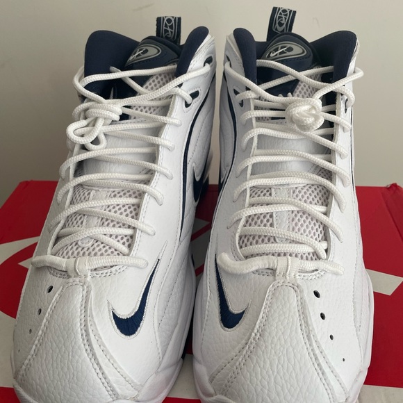 Nike Air Total Max Uptempo White and Blue Sneakers with Supportive Design - Picture 5 of 11